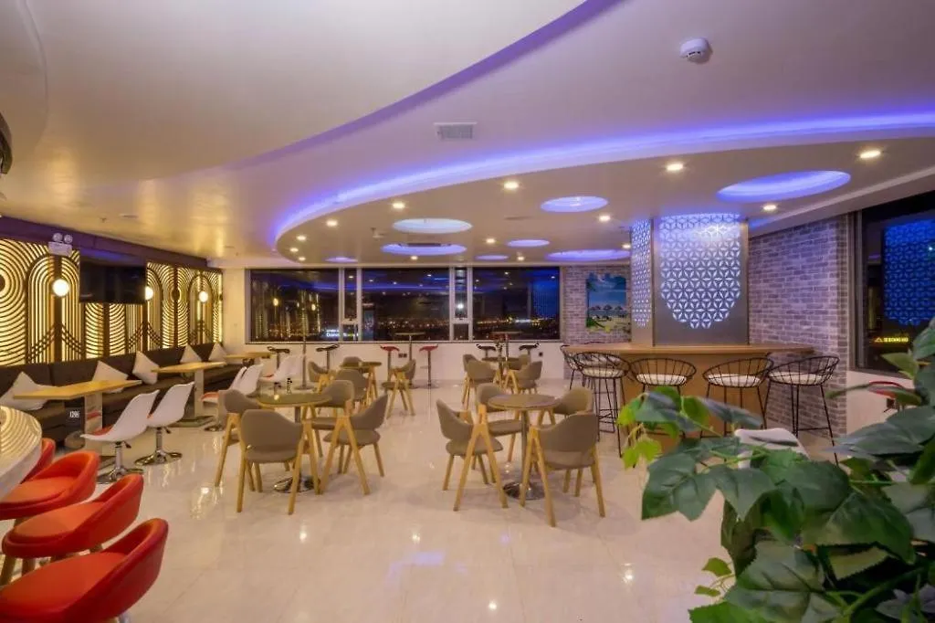 Grand Jeep Hotel Danang