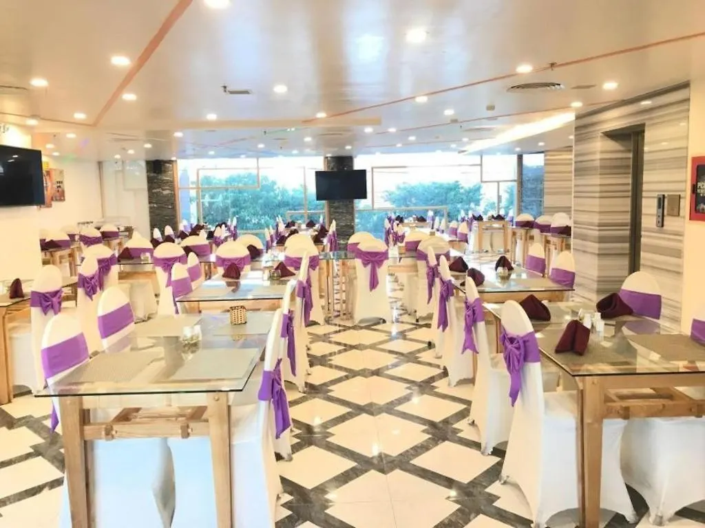 Grand Jeep Hotel Danang  Da Nang